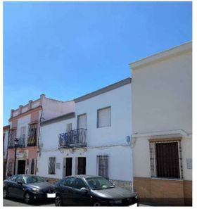 Foto contactar de Casa en venda a calle Cristobal Colon de 3 habitacions i 138 m²
