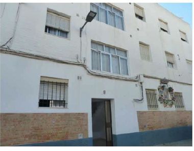 Foto contactar de Pis en venda a calle Elisa Fernández de 3 habitacions i 82 m²