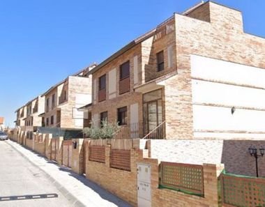 Foto contactar de Casa en venda a calle Cáceres de 3 habitacions i 212 m²