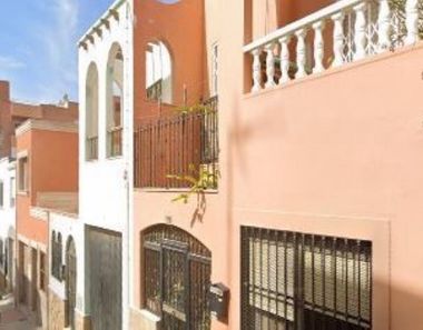 Foto 1 de Casa adosada en calle Manuel Vicente, Esperanza - Quemadero, Almería
