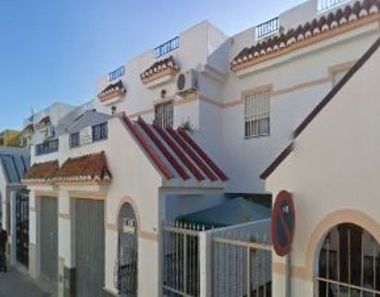 Foto contactar de Venta de casa en calle Generalife de 4 habitaciones y 136 m²