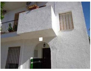 Foto contactar de Venta de casa en calle Puebla de Guzmán de 4 habitaciones y 123 m²