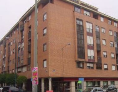 Foto contactar de Local en venta en avenida De Gijón de 216 m²