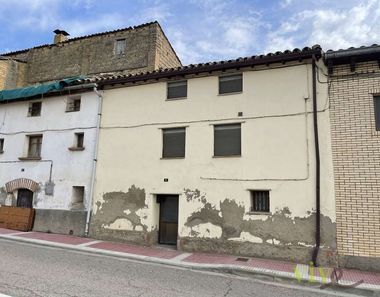 Foto contactar de Casa adosada en venta en calle Joaquín Costa de 3 habitaciones y 141 m²