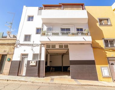 Foto 2 de Casa adossada a calle Fuerteventura a Playa del Hombre - Taliarte - Salinetas, Telde