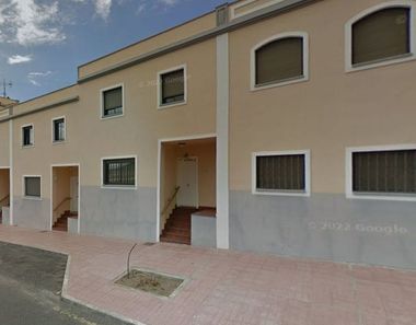 Foto contactar de Casa en venda a calle Montaña Clara de 3 habitacions amb garatge