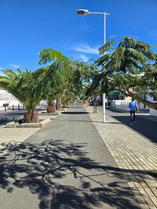 Foto 1 de Local a Playa Honda, San Bartolomé