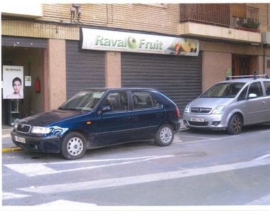 Foto contactar de Alquiler de local en El Raval - Portes Encarnades de 240 m²