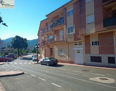 Foto 1 de Local a Santa María del Tiétar