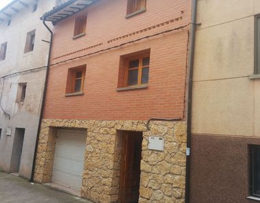 Foto contactar de Casa en venta en Santa Coloma de 2 habitaciones con garaje