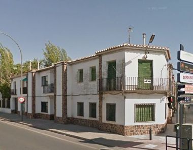 Foto contactar de Xalet en venda a paseo De la Plaza de Toros de 6 habitacions amb terrassa i balcó