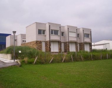 Foto contactar de Edificio en venta en barrio Las Casucas de 2084 m²