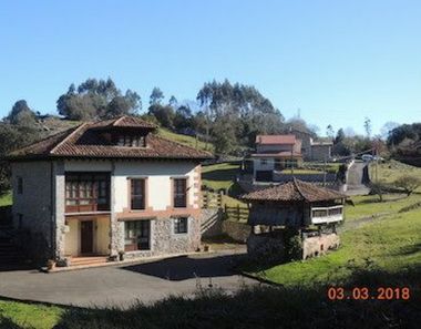 Foto 2 de Casa rural en calle Frieres en Posada-Barro, Llanes