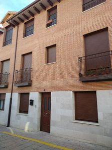 Foto 1 de Piso en calle Villamarciel en Tordesillas