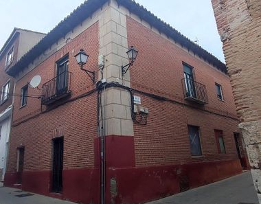 Foto 2 de Chalet en calle Sombrereros en Tordesillas
