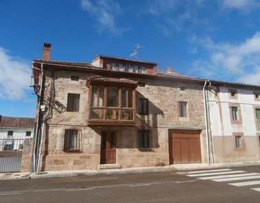 Foto 2 de Casa en plaza De la Serrería en Salinas de Pisuerga