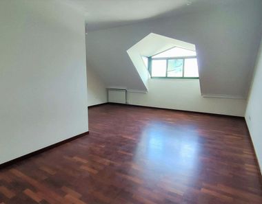 Foto 2 de Piso en O Milladoiro, Ames