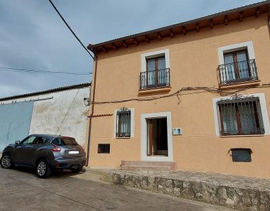 Foto 1 de Casa rural en calle Santa Ana en Nava de Roa