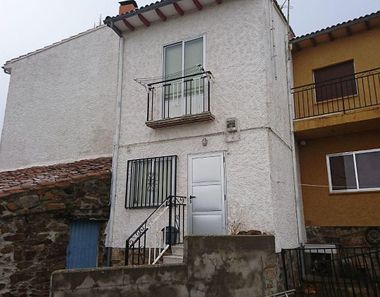 Foto 1 de Casa adosada en calle Abajo Ortigosa en Navalperal de Tormes