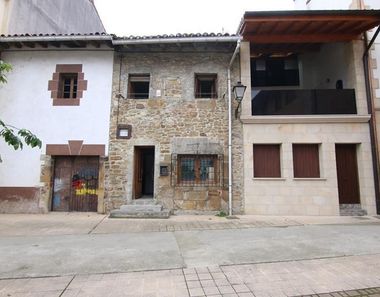 Foto 2 de Casa adosada en calle Mikel Arregui en Lakuntza