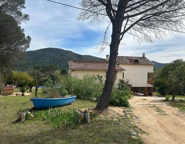 Foto 1 de Casa rural a Niàgara Parc - Ágora Parc - Roca Rossa, Tordera