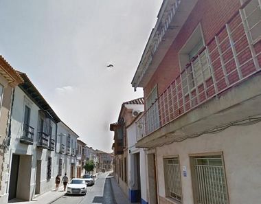 Foto contactar de Venta de chalet en Alcázar de San Juan de 10 habitaciones con terraza