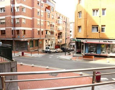 Foto contactar de Local en venda a Centro - Desierto - Arrontegi amb aire acondicionat