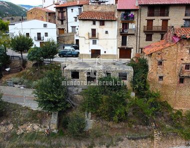 Foto 1 de Casa rural en calle Rubielos en Linares de Mora