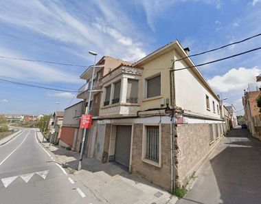 Foto contactar de Xalet en venda a calle Manresa de 4 habitacions i 280 m²