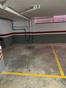 Foto 2 de Garatge a Puebla de Alfindén (La)