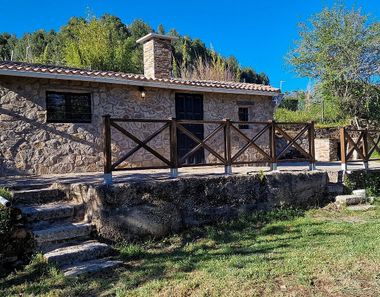 Foto 1 de Casa rural a Piñuécar-Gandullas