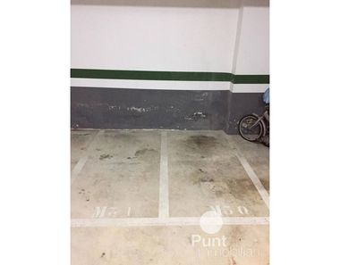 Foto contactar de Venta de garaje en Premià de Dalt de 2 m²