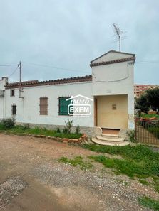 Foto 1 de Casa en Joc de la Bola - Camps d'Esports - Ciutat Jardí - Montcada, Lleida