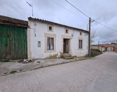 Foto 1 de Casa adossada a Fuentesaúco de Fuentidueña