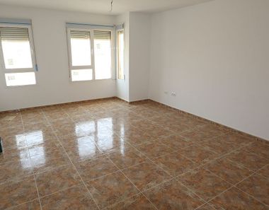 Foto 1 de Piso en Llombai