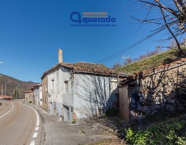 Foto 1 de Casa rural en calle Aldea Floracebos en Lena