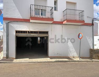 Foto 1 de Local en calle Santa Eulalia en Villafranca de los Barros