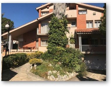 Venta de casas de lujo en Sant Salvador, Vendrell, El · Comprar 16 casas de  lujo - yaencontre