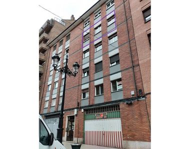 Foto contactar de Pis en venda a avenida Torrelavega de 3 habitacions amb calefacció i ascensor