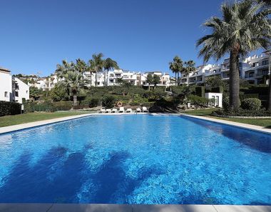 Foto contactar de Pis en venda a Benahavís de 3 habitacions amb terrassa i piscina