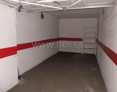 Foto contactar de Alquiler de garaje en calle Ceuta de 22 m²