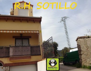 Foto 2 de Casa en calle Lanchares en Sotillo de la Adrada