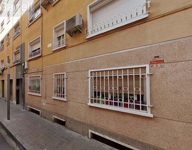 Foto contactar de Venta de piso en Can Borrell - La Plana de Lledó de 3 habitaciones y 75 m²