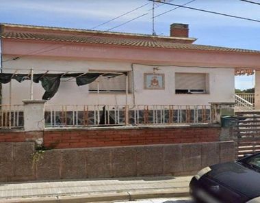 Foto contactar de Casa en venda a Castellnou - Can Mir - Sant Muç de 4 habitacions i 424 m²
