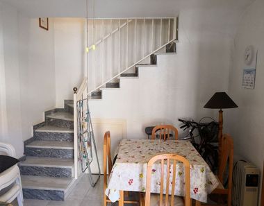 Foto contactar de Dúplex en venta en calle Montesa de 3 habitaciones con terraza y muebles