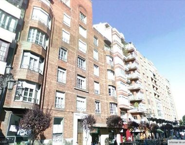 Foto contactar de Venta de piso en avenida De Galicia de 5 habitaciones con garaje y ascensor