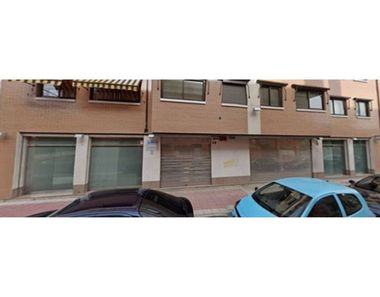 Foto contactar de Local en venda a calle Ribera del Carrión de 173 m²