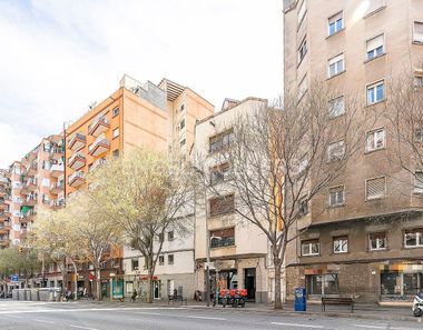 Foto 1 de Edifici a Sants-Badal, Barcelona