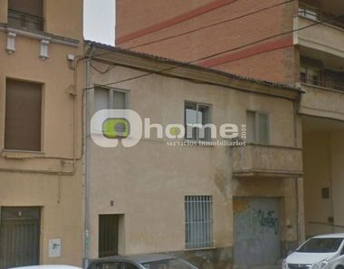 Foto contactar de Casa adossada en venda a calle Doña Urraca de 5 habitacions amb terrassa i garatge