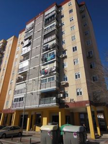Foto contactar de Piso en venta en calle Santiago Ramon y Cajal de 3 habitaciones con terraza y balcón